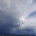 Mammatus à l'arrière d'un orage remontant d'Espagne.