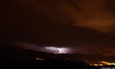 3ème nuit d'orages de l'autre côté des Pyrénées. 6-7 Flashs observés. Photo du 8 mars 2013 - 21h40