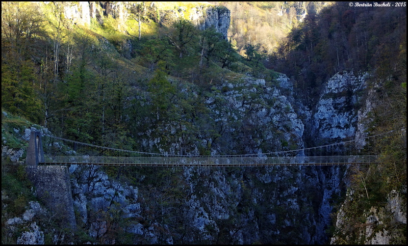 15h20 - Le pont suspendu d'Holzarte