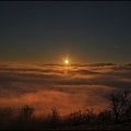 Somptueux Lever de Soleil accompagné d'un Océan de Brouillard en Oztibarre, le 06.01.2017 à 09h