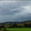16h41 - Cellule orageuse venant des Pyrénées en approche à Ostabat (64)