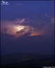 23h35 - Faible cellule orageuse au-dessus de la frontière des Pyrénées-Atlantiques et du Gers, le 18.06.2019 à 23h35.